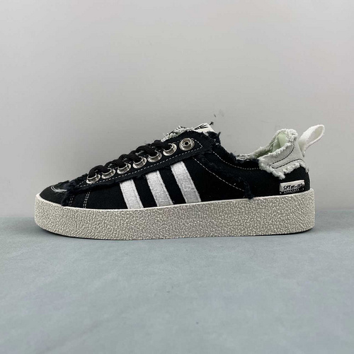 D Adidas SAMPUS  ID4791 36-45